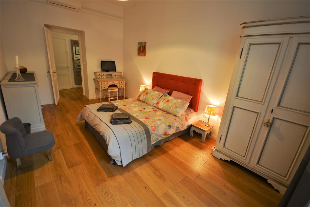 Be Our Guests In Port Le Pin Appartamento *